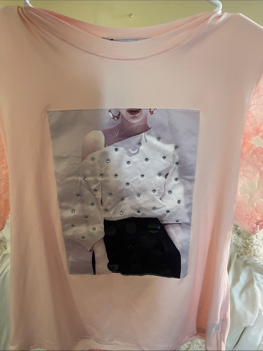 Beautiful pinkish-peach fashion, shirt, size large nwt